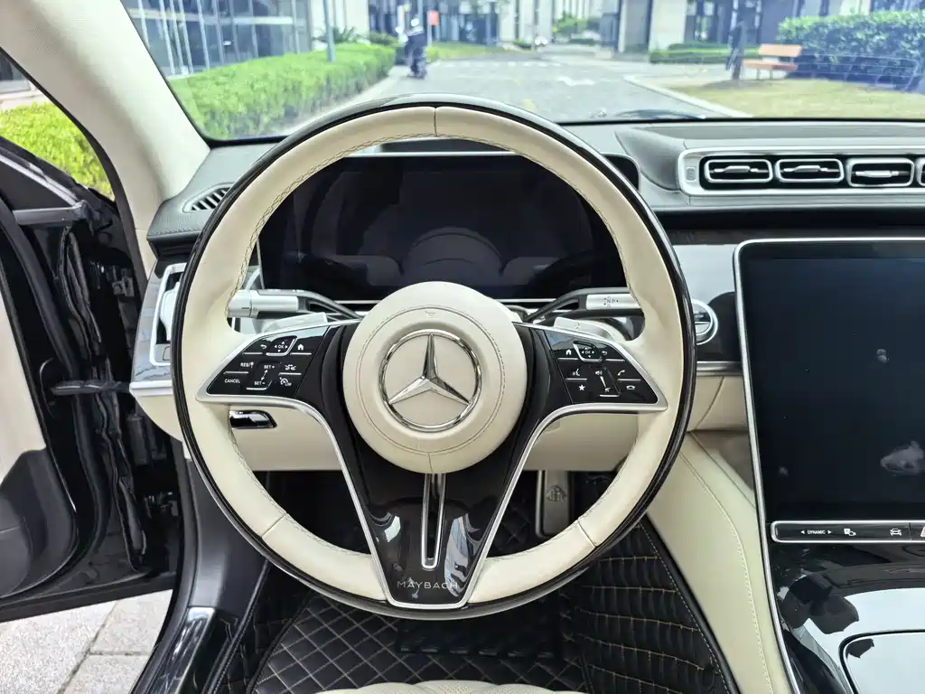 Mercedes-Benz S-Class — миниатюра 12