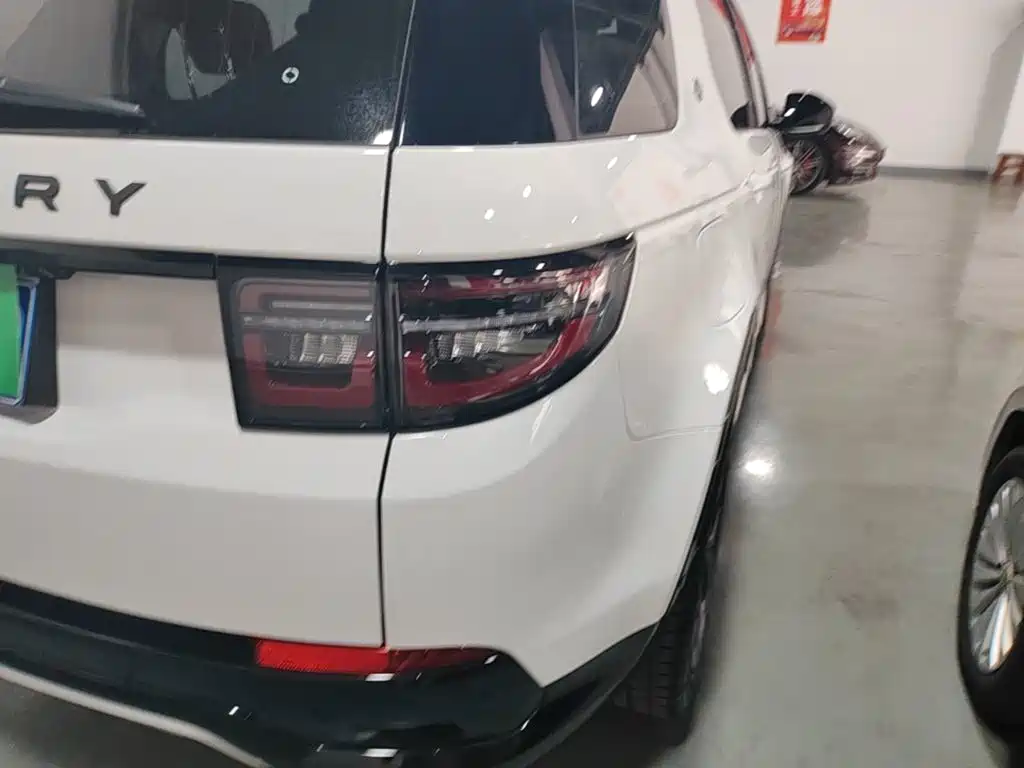 Land Rover Discovery Sport — миниатюра 8