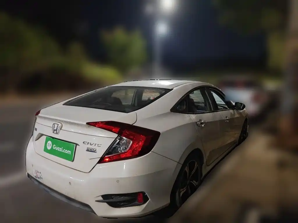 Honda Civic — миниатюра 6