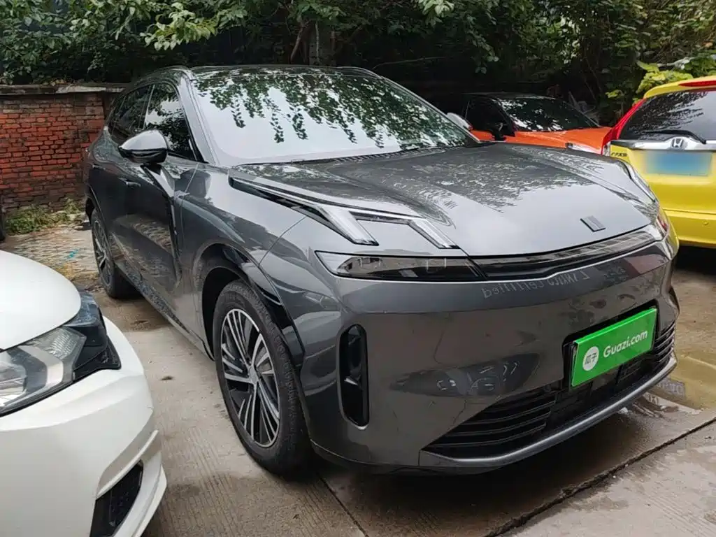 Lynk & Co 08 EM-P — миниатюра 4