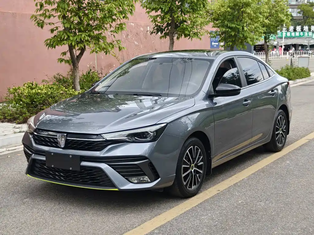 Roewe i5
