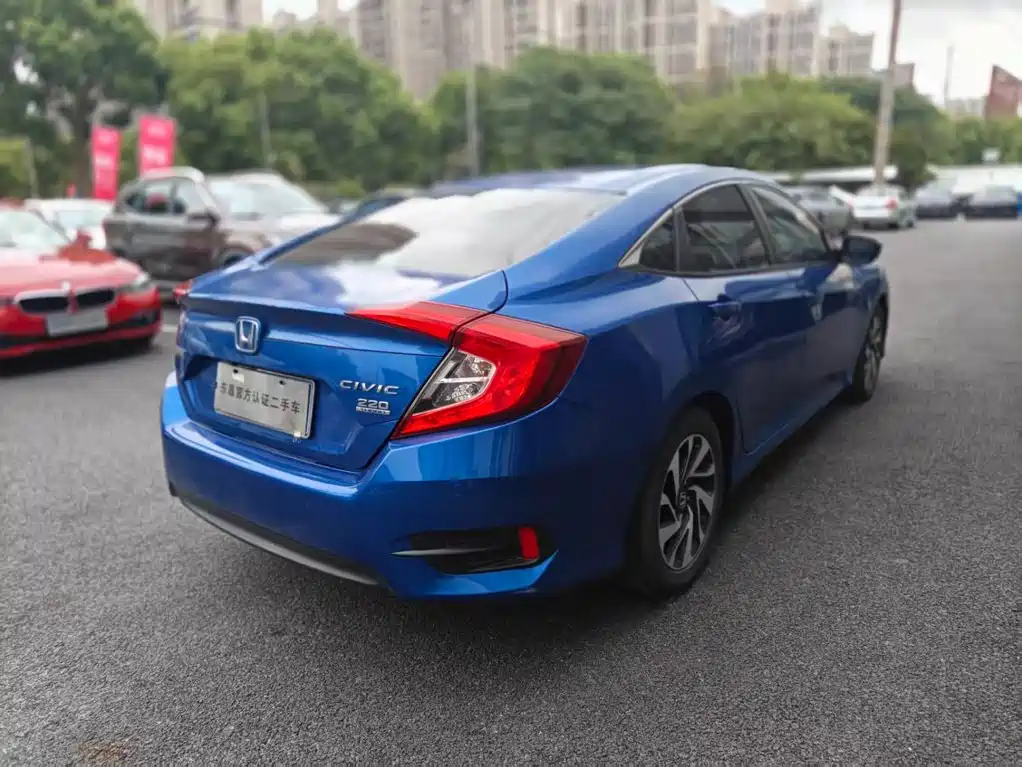 Honda Civic — миниатюра 3