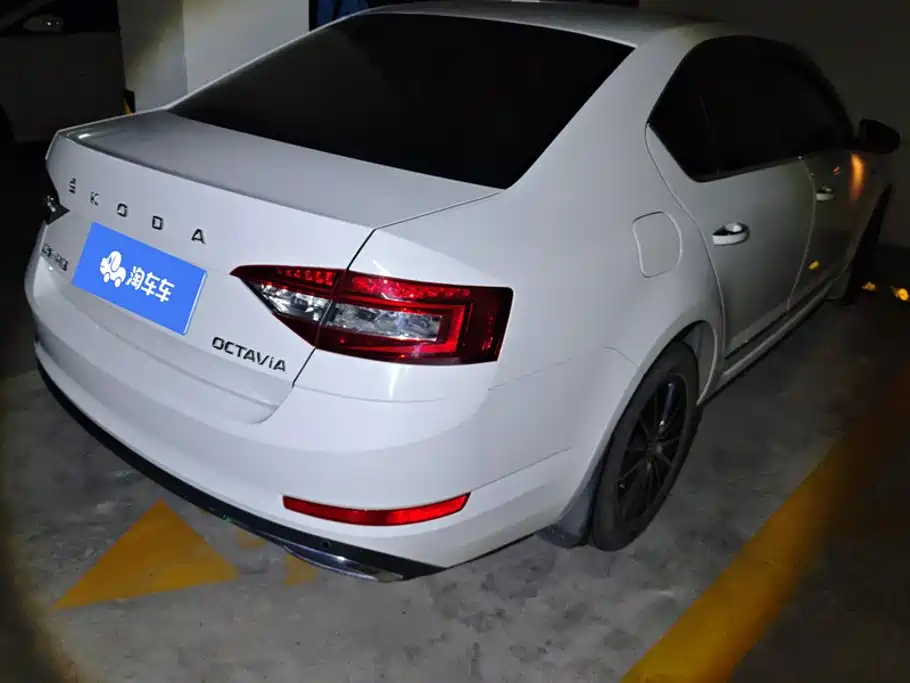 Skoda Octavia — миниатюра 3
