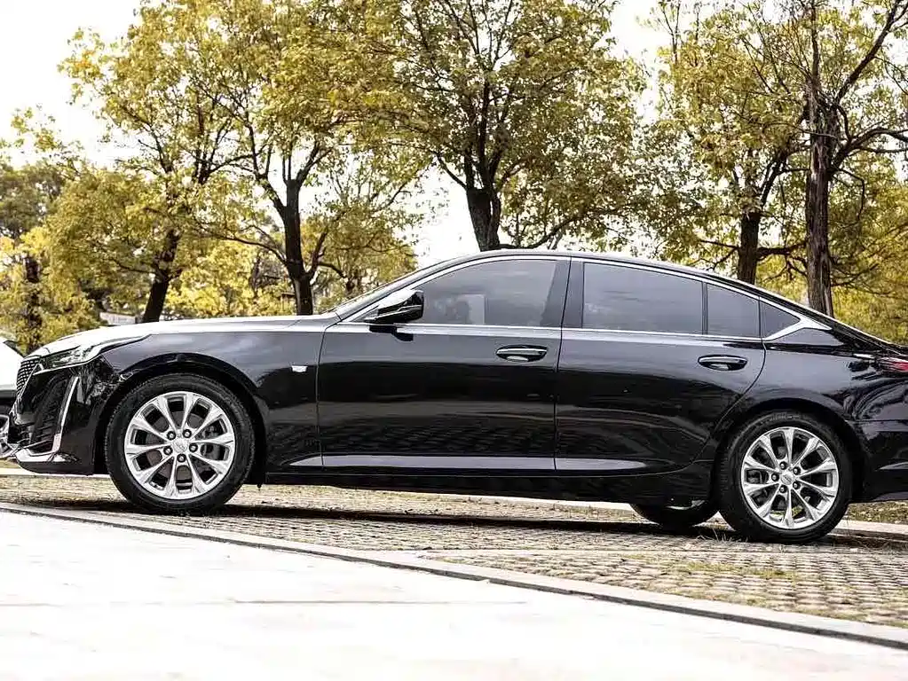 Cadillac CT5 — миниатюра 8
