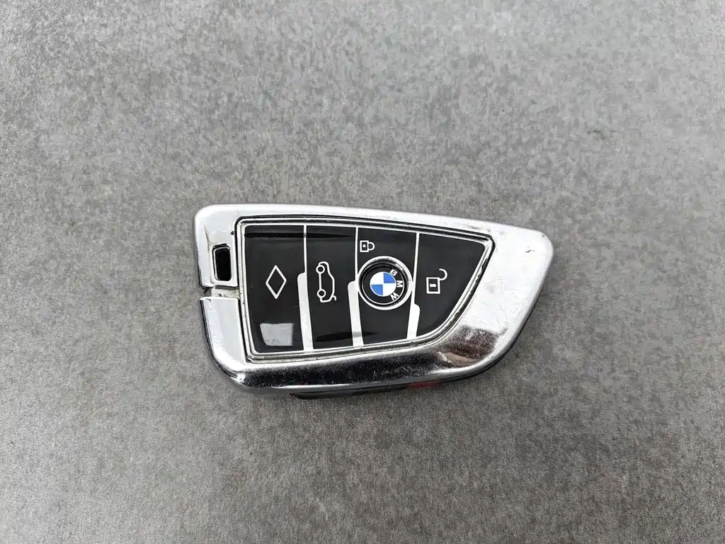 BMW 5 Series New Energy — миниатюра 19