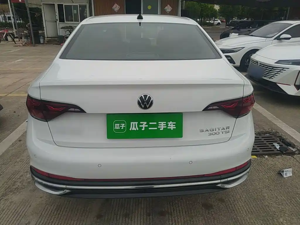 Volkswagen Sagitar — миниатюра 6