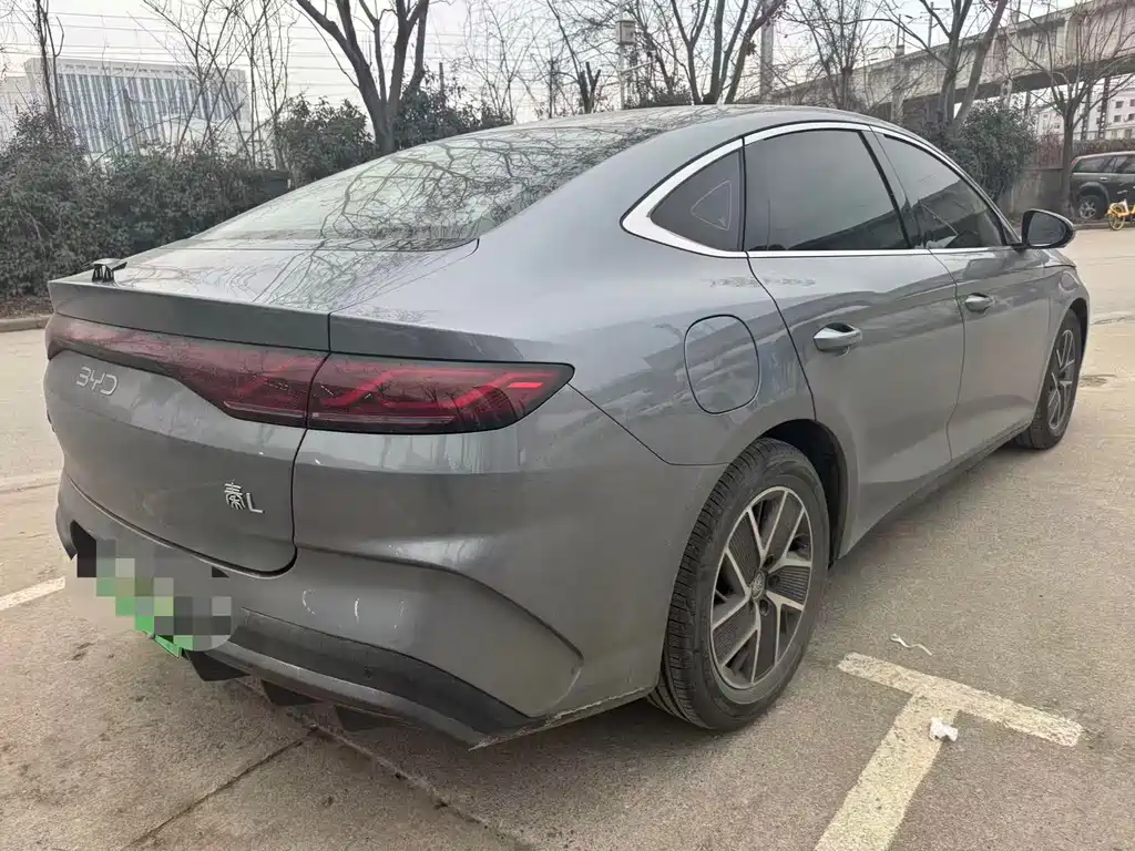BYD QIN L