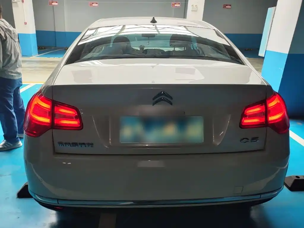 Citroen C5 — миниатюра 6
