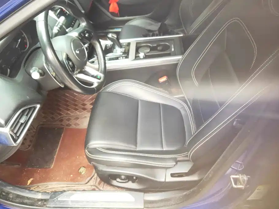 Jaguar XEL — миниатюра 9