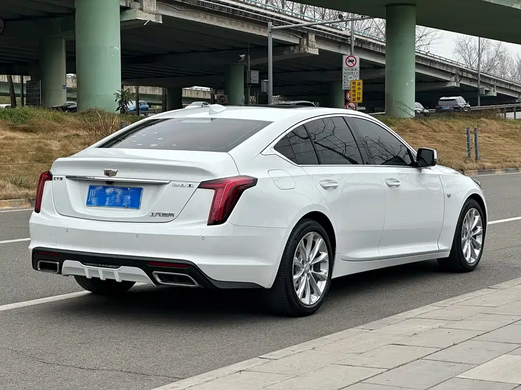CADILLAC CT5