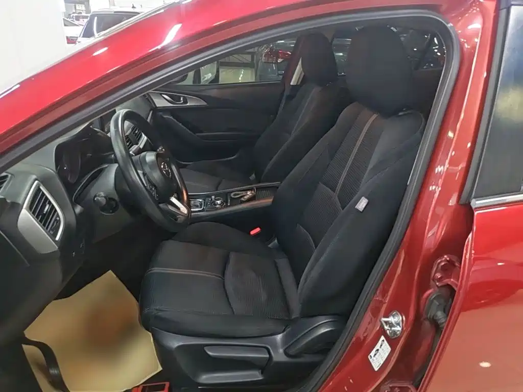 Mazda 3 Axela — миниатюра 15