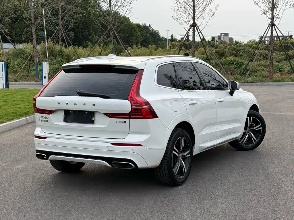 Volvo XC60 — миниатюра 3