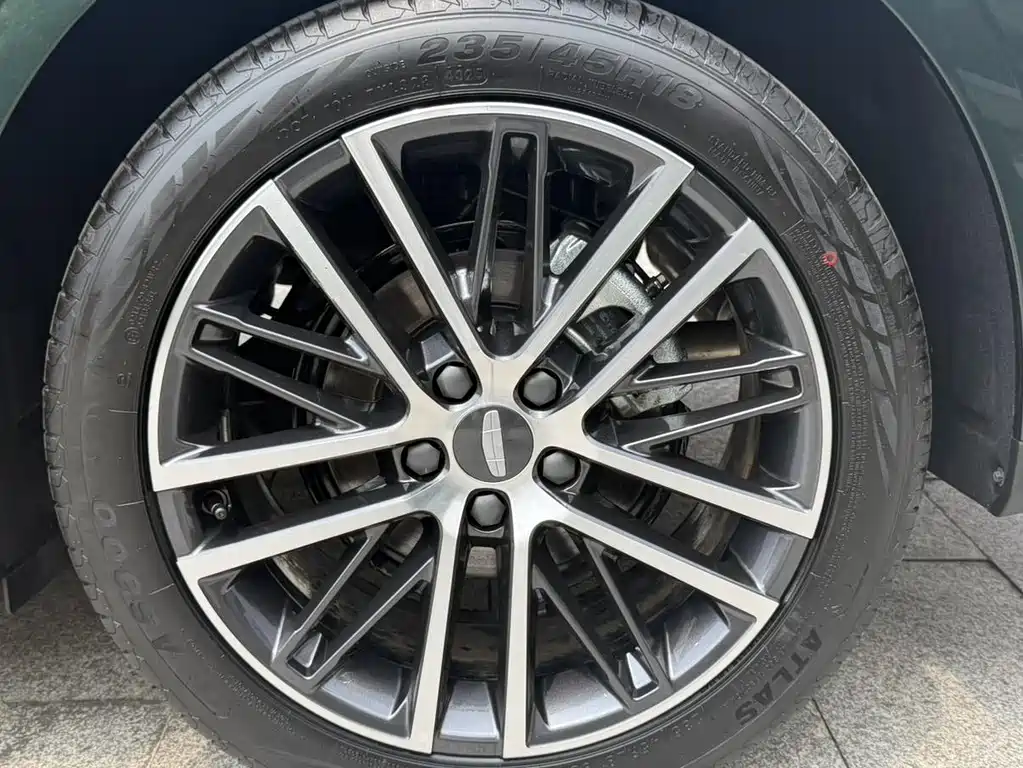 Geely Emgrand - фото 26
