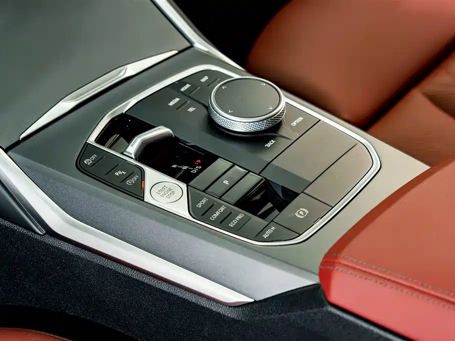 BMW 3 Series — миниатюра 11