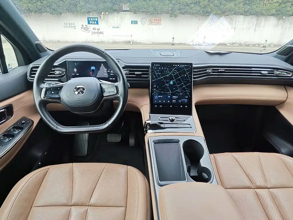 NIO ES8 — миниатюра 11