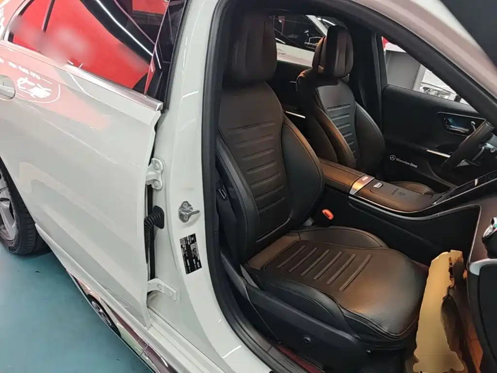 Mercedes-Benz C-Class — миниатюра 25