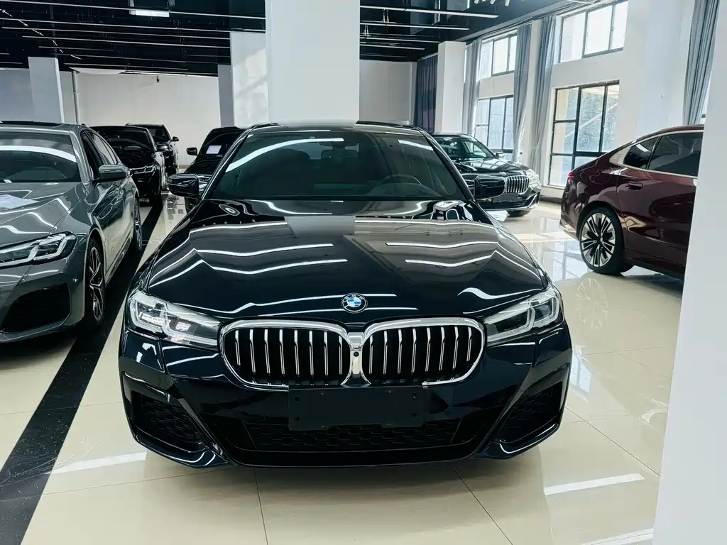 BMW 5 Series 2023