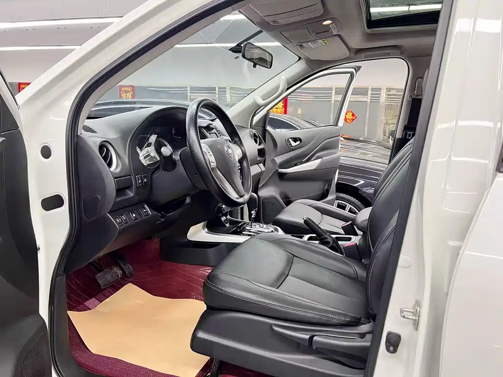 Nissan Terra — миниатюра 7