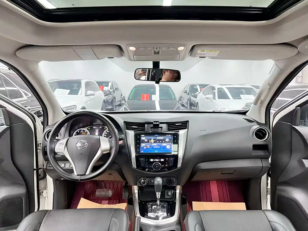 Nissan Terra — миниатюра 9