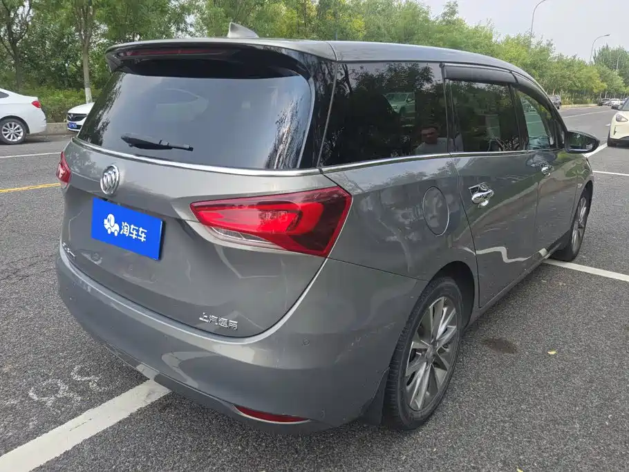 Buick GL6 — миниатюра 3