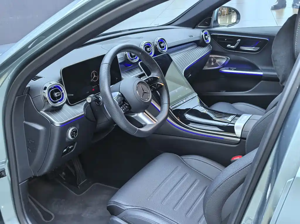 Mercedes-Benz C-Class — миниатюра 20