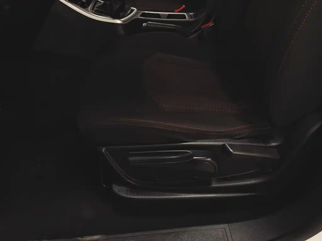 Baojun 560 — миниатюра 20