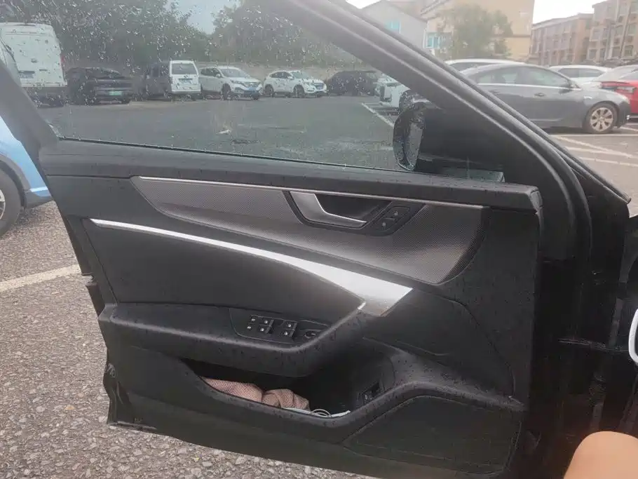 Audi A6L — миниатюра 7