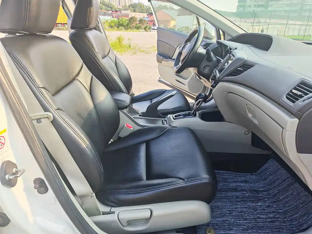 Honda Civic — миниатюра 10
