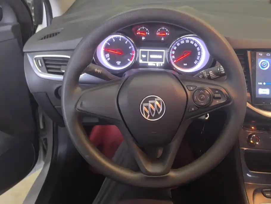 Buick Verano — миниатюра 15