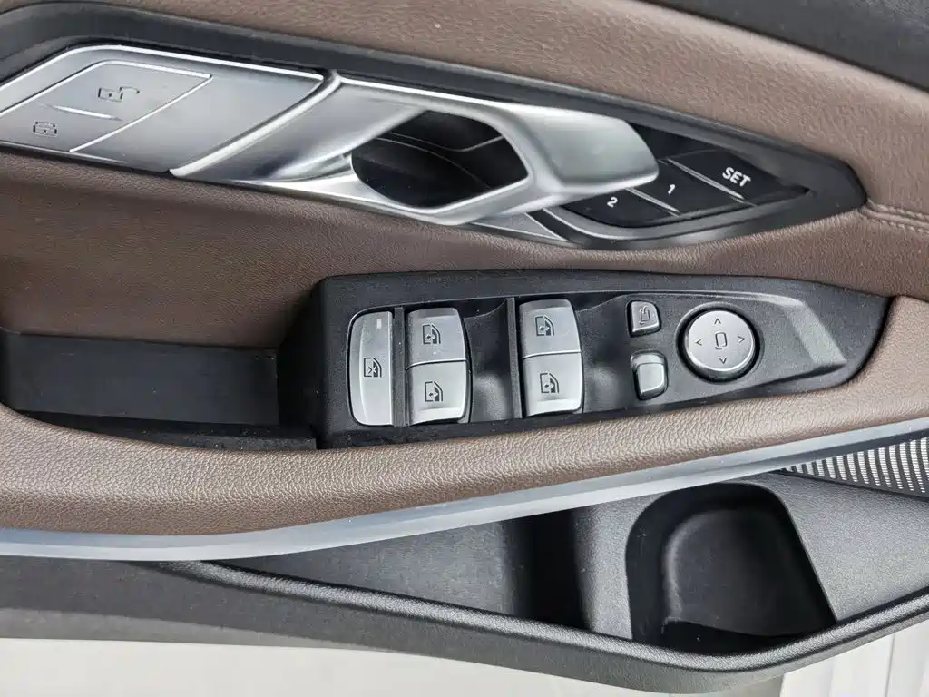 BMW 3 Series — миниатюра 9