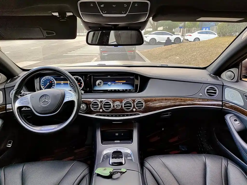 MERCEDES-BENZ S CLASS