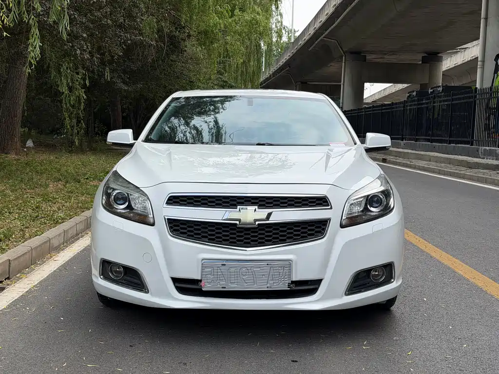 Chevrolet Malibu 2012 2.0L AT Luxury