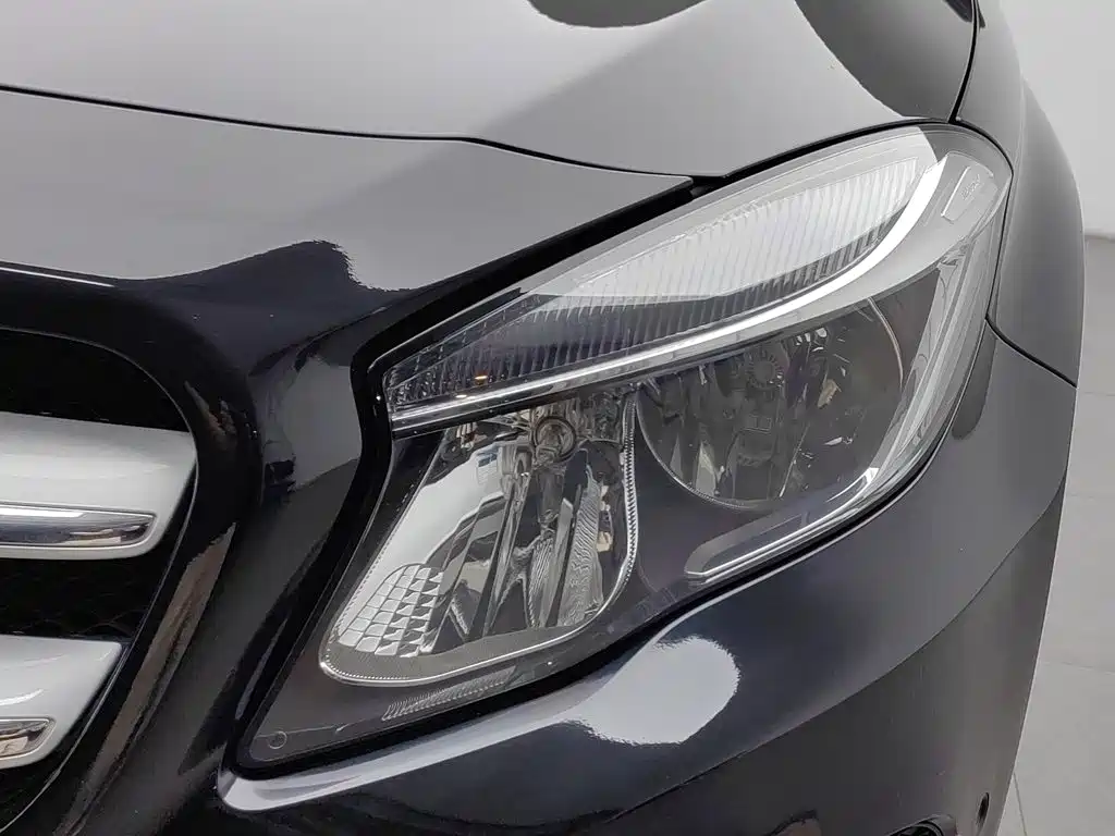 Mercedes-Benz GLA — миниатюра 7