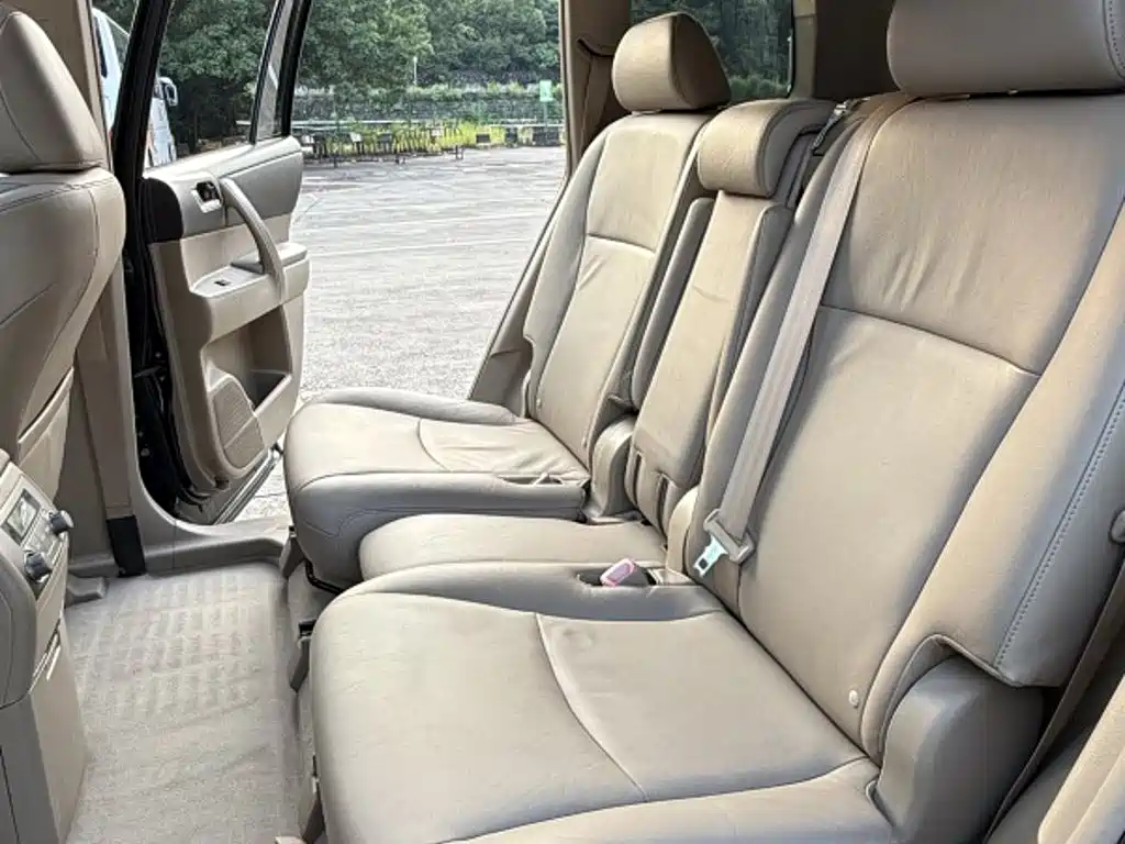 Toyota Highlander — миниатюра 9
