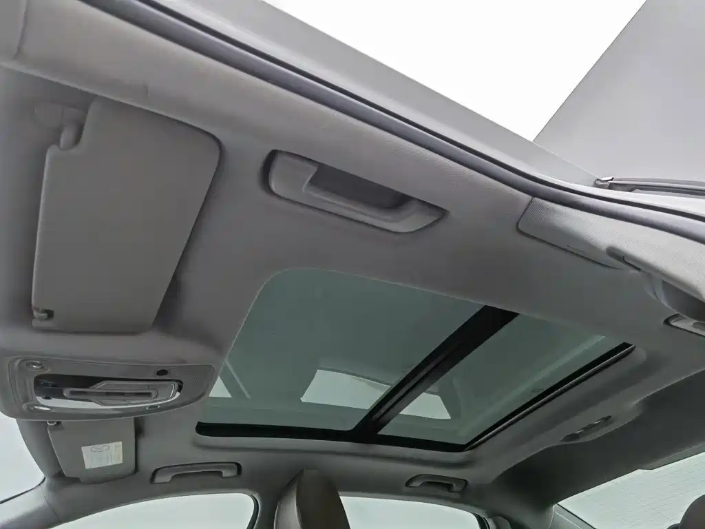 Audi A4L — миниатюра 14