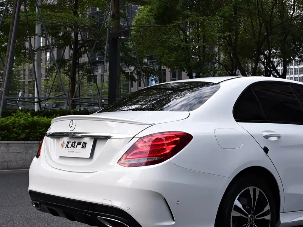 Mercedes-Benz C-Class — миниатюра 15