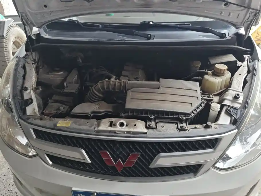 Wuling Rongguang V — миниатюра 10