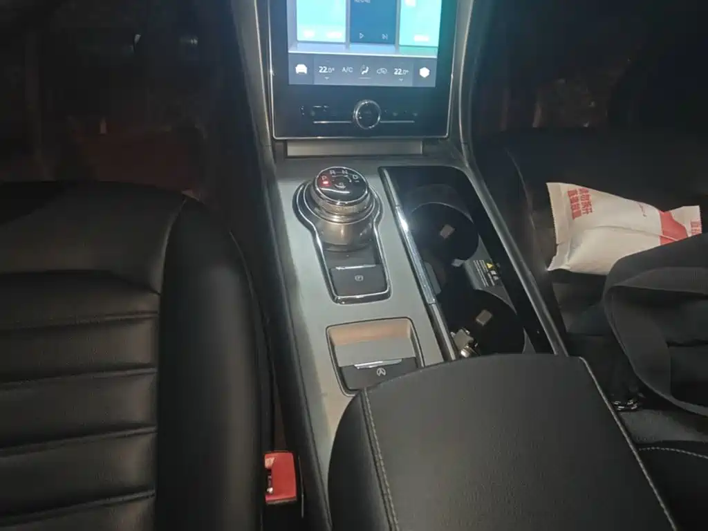 Ford Mondeo — миниатюра 14