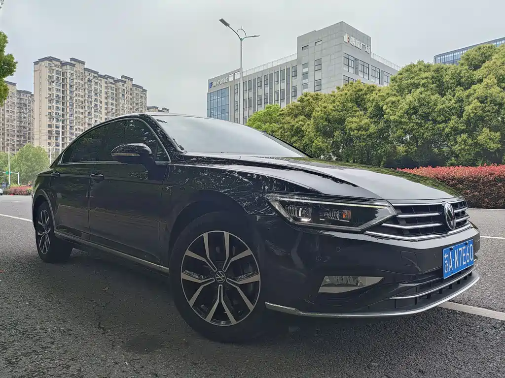 Volkswagen Magotan 2020 330TSI DSG Lead