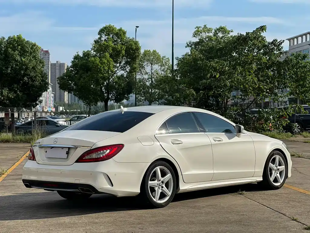 Mercedes-Benz CLS — миниатюра 4