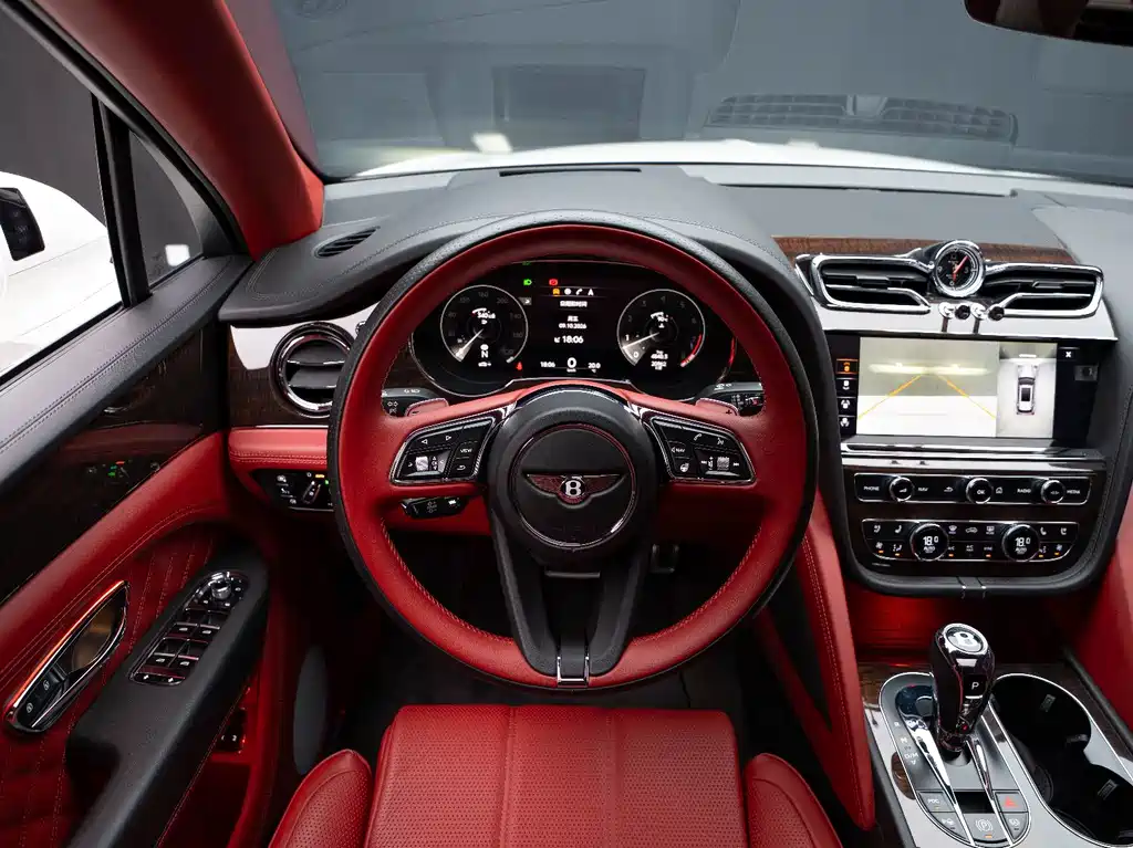 Bentley Bentayga — миниатюра 18