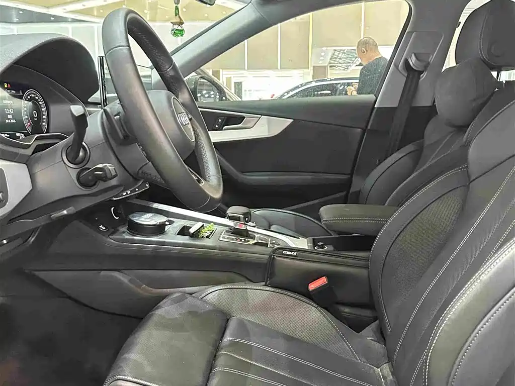 Audi A4L — миниатюра 8