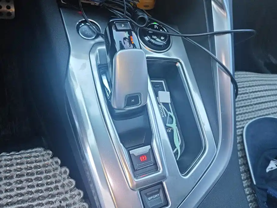 Peugeot 5008 — миниатюра 16