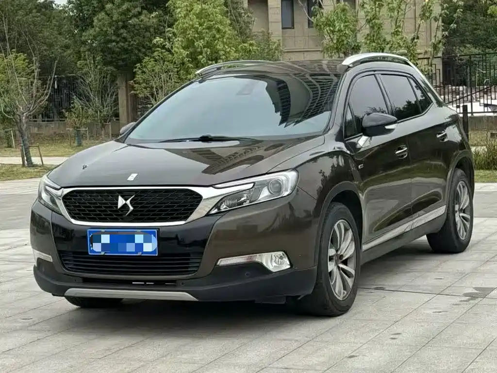 DS DS 6 2015