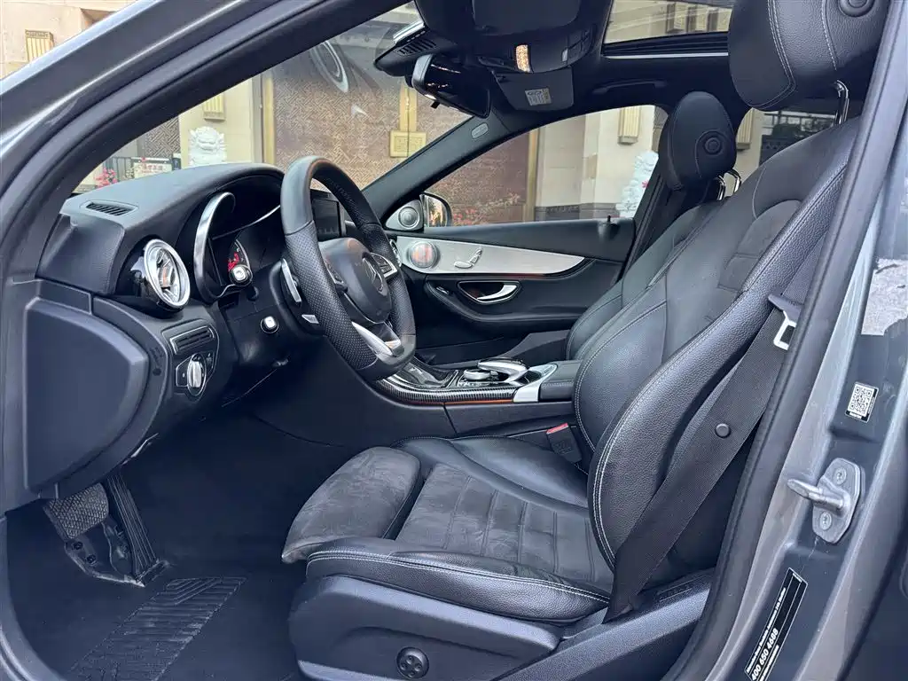 Mercedes-Benz C-Class — миниатюра 4
