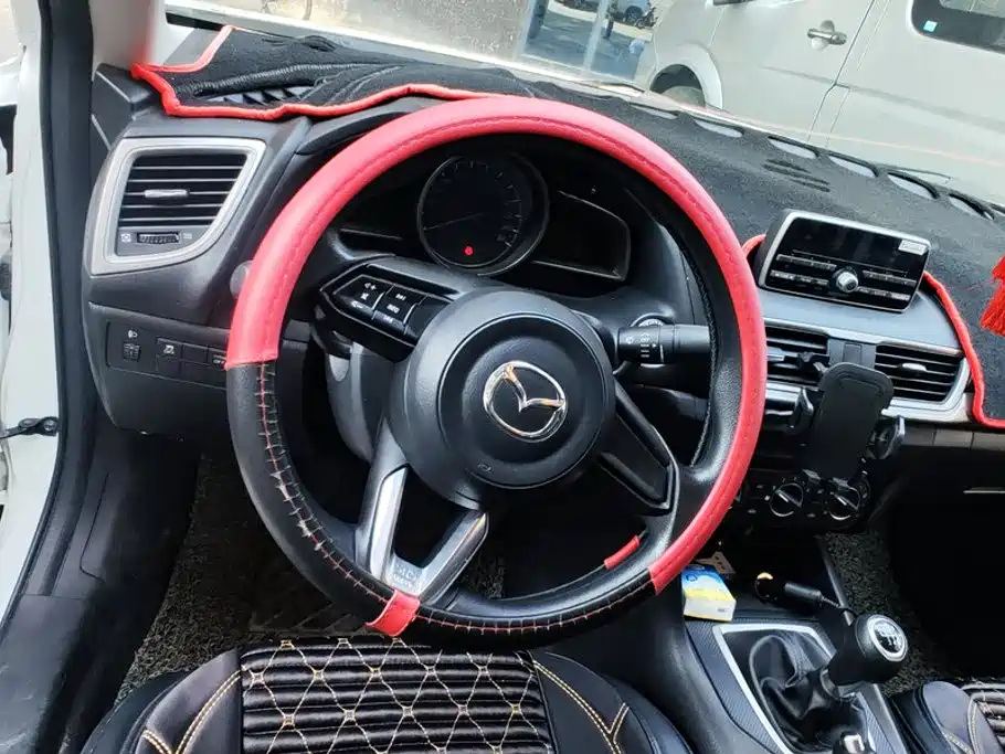 Mazda 3 Axela — миниатюра 15