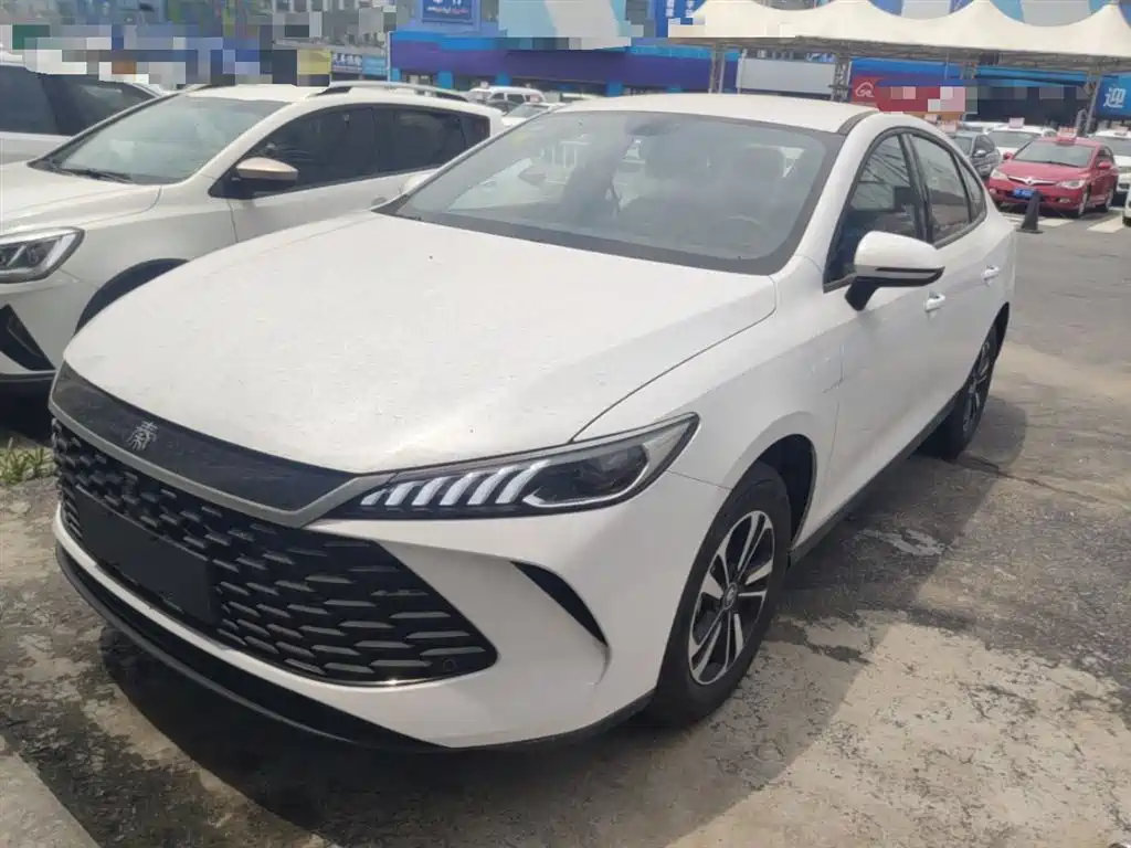 BYD Qin Plus PLUS 2025 DM-i Smart Drive 128KM