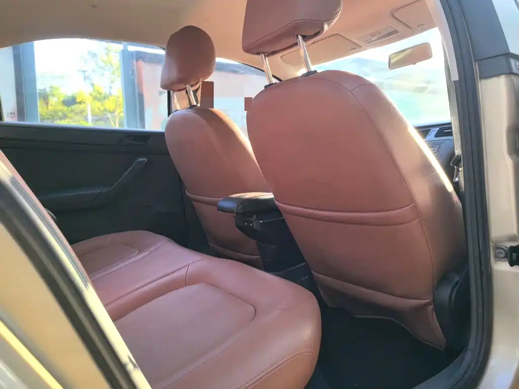 Volkswagen Santana — миниатюра 19