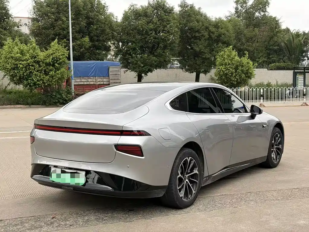 XPeng P7 — миниатюра 6