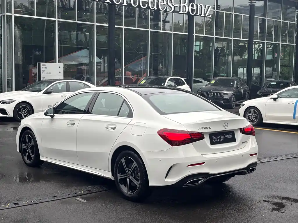 Mercedes-Benz A-Class — миниатюра 3